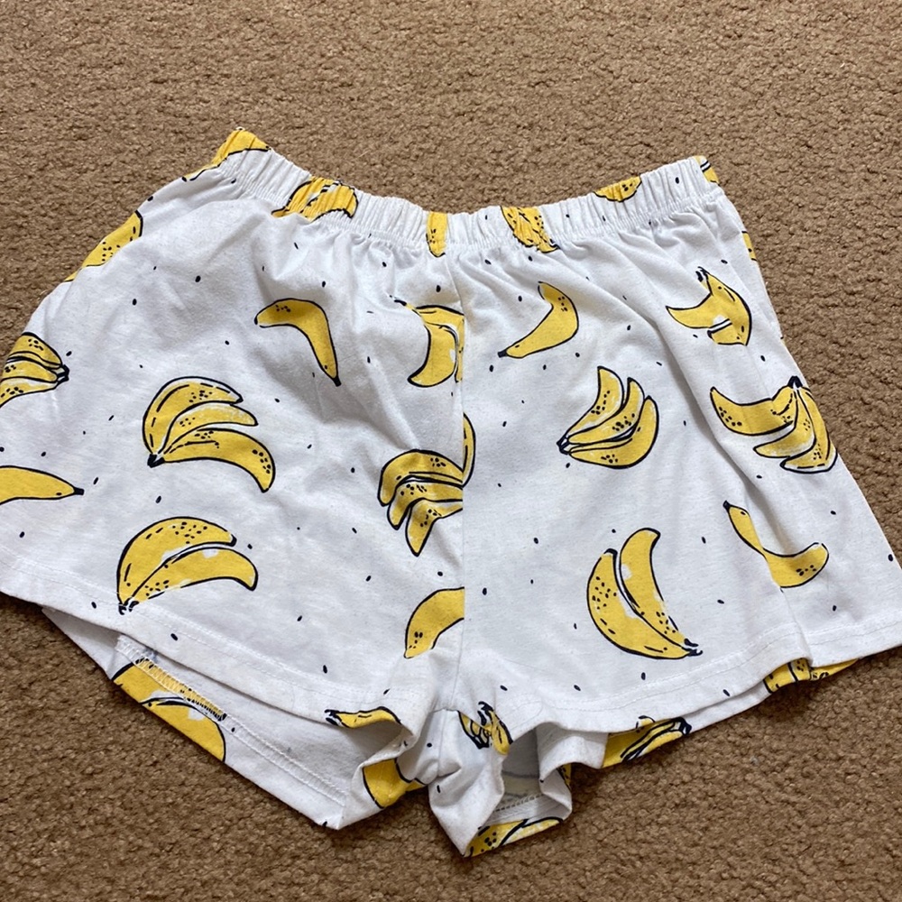 Banana shorts